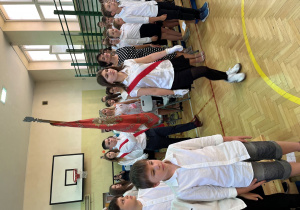 Wprowadzenie sztandaru szkoły im. Rewolucji 1095 r.