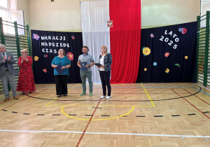 Rodzice z klasy VIII, który przez osiem lat dzielnie wspierali naszą szkołę w różnych działaniach