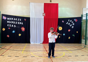 Część artystyczna, Feliks Kubczyński gra na skrzypcach