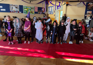 Strasznie przebrana klasa I - upiory, duchy, czarnoksiężnicy