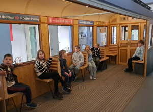 Wycieczka klasy III do Muzeum Tradycji Niepodległościowych